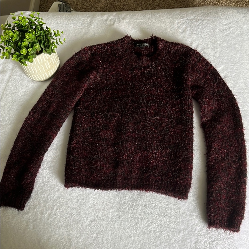 Rome + Juliet  // Cozy Burgundy Sweater